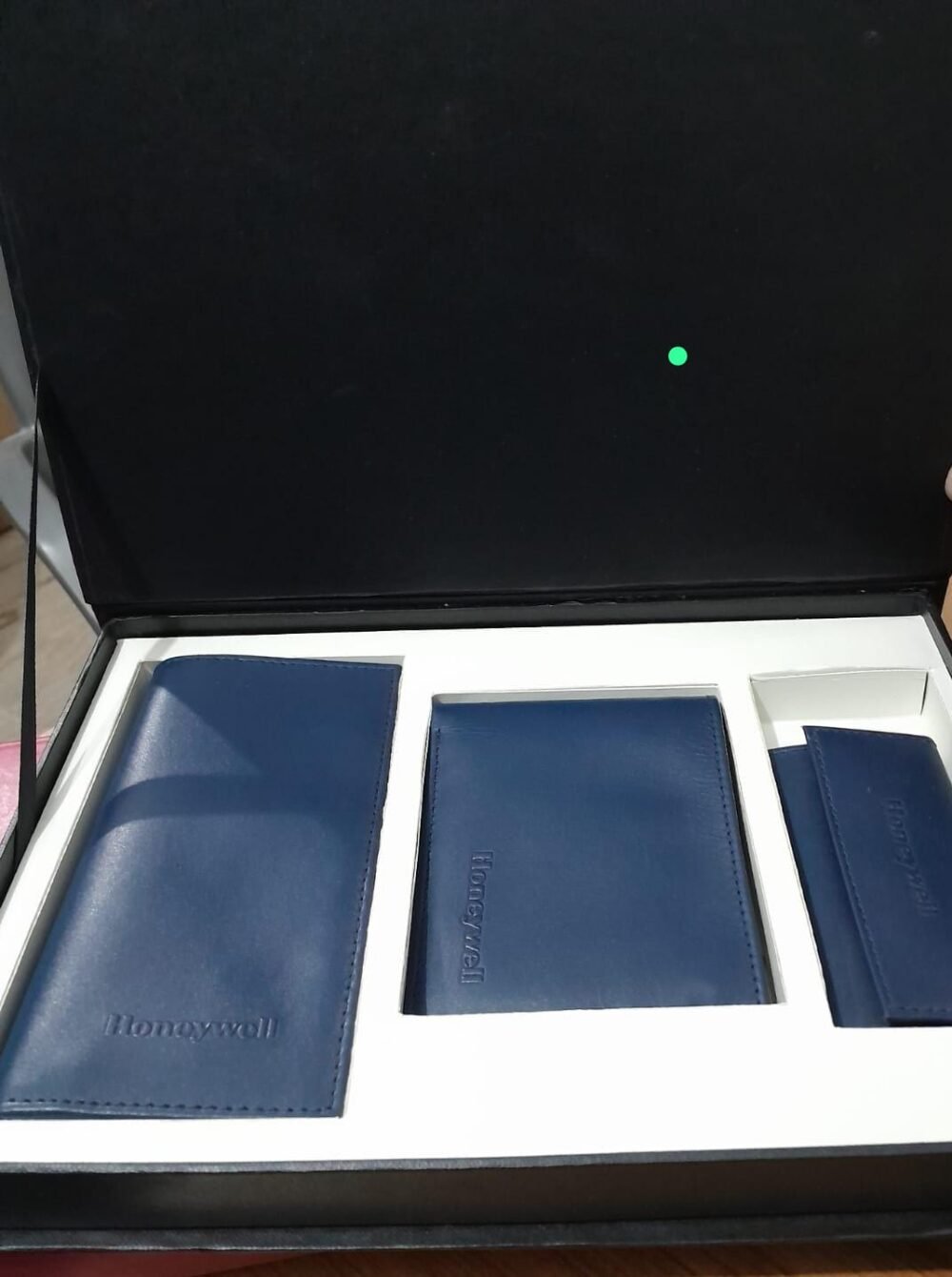 Corporate Giveaways Leather Products - Image 4