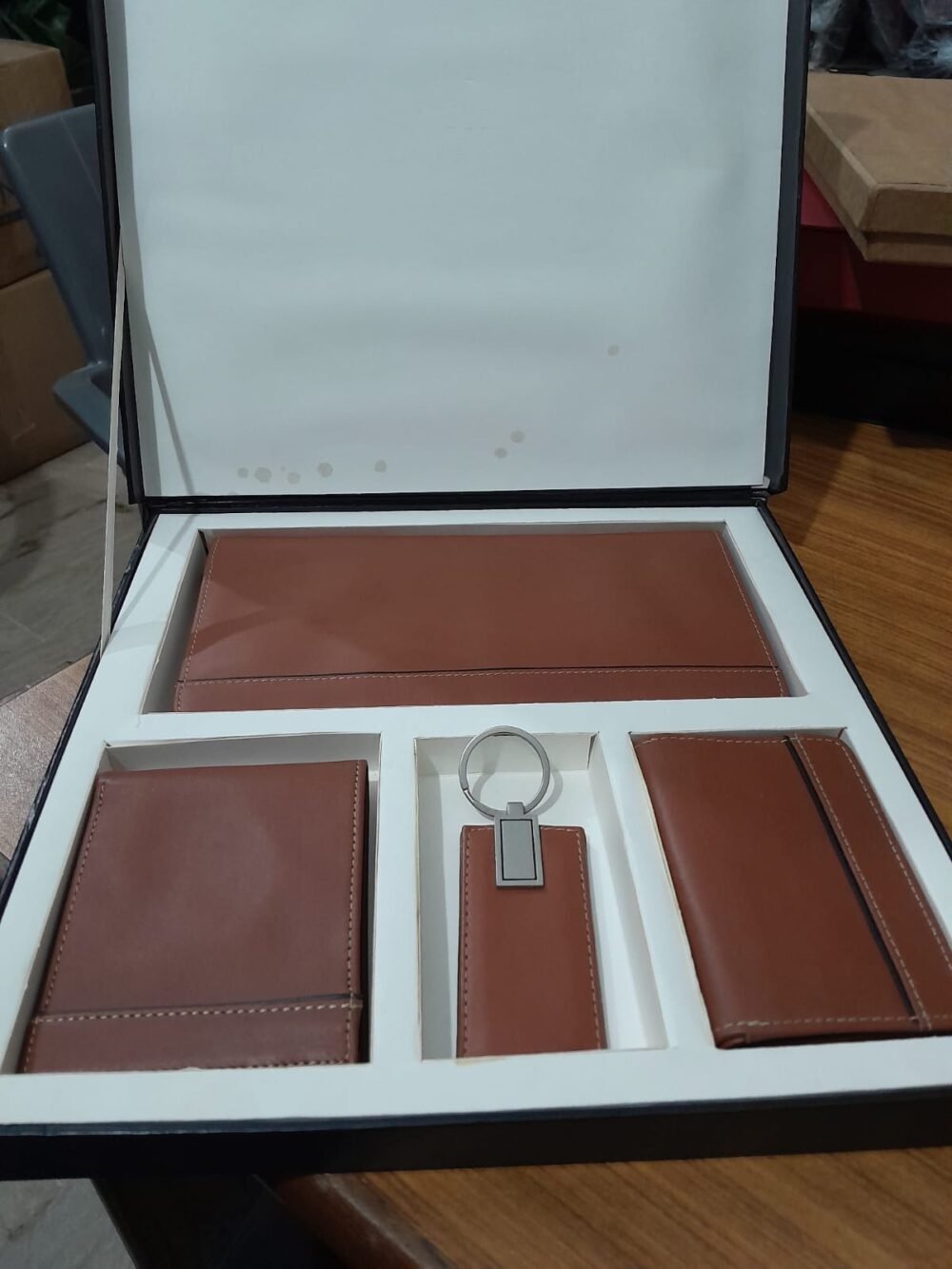 Corporate Giveaways Leather Products - Image 5